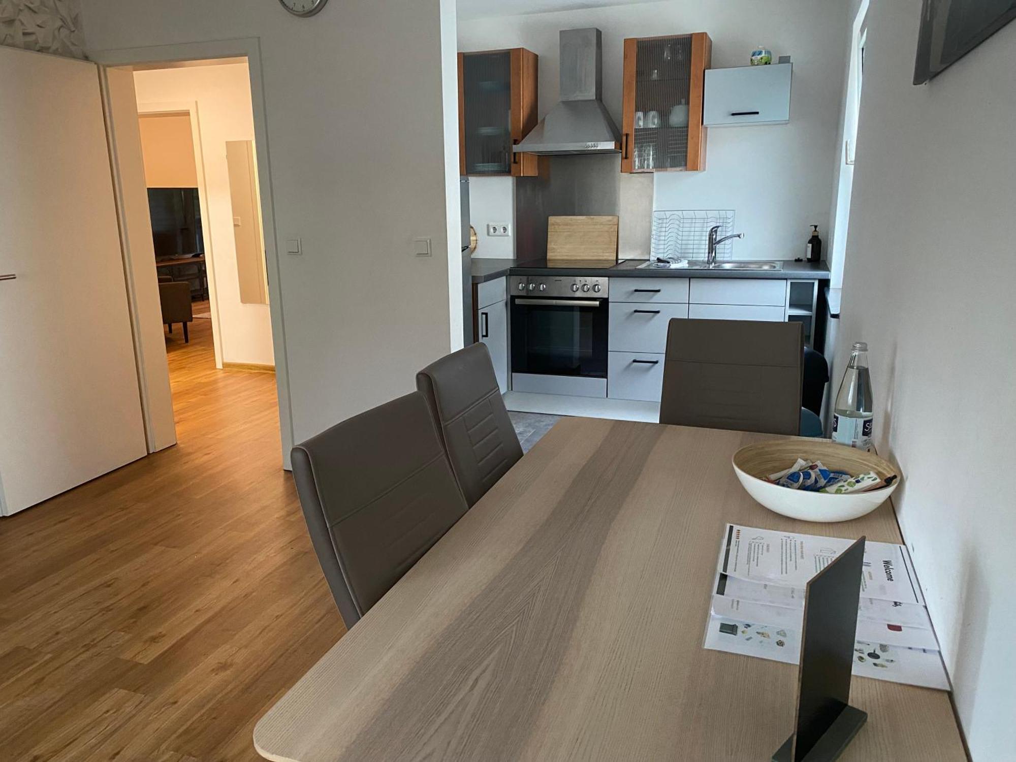 Apartment Roomy Comfort - Zwischen Heidelberg Und Mannheim Edingen-Neckarhausen Exterior photo